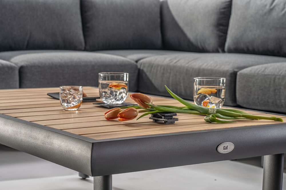 Kovinska kotna garnitura Java