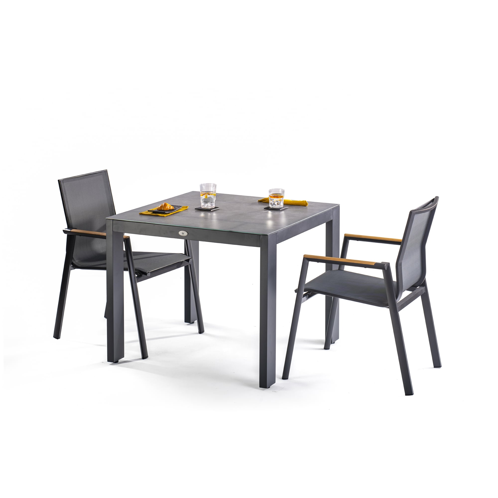 Miza Layton 90 | Stoli Aspen