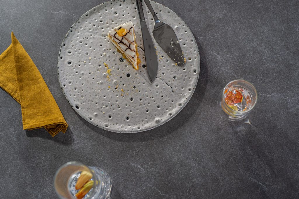 Miza Layton 240 | Stoli Maui