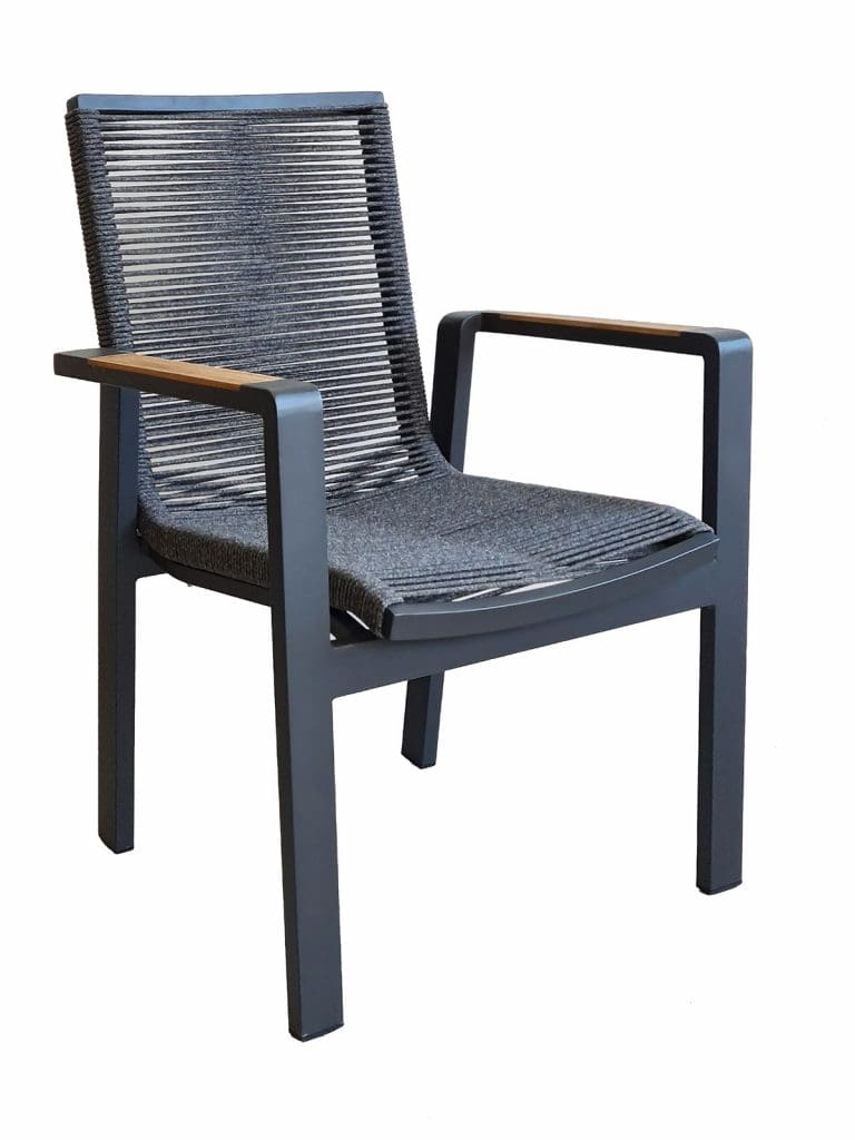 Miza Layton 220 | Stoli Glam