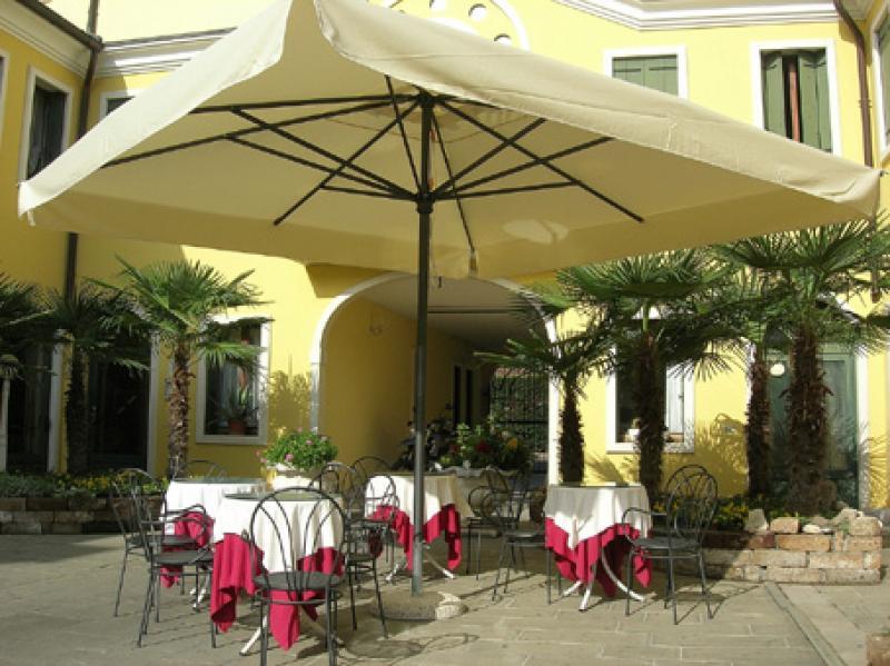 Senčniki Dolomiti – alu konstrukcija