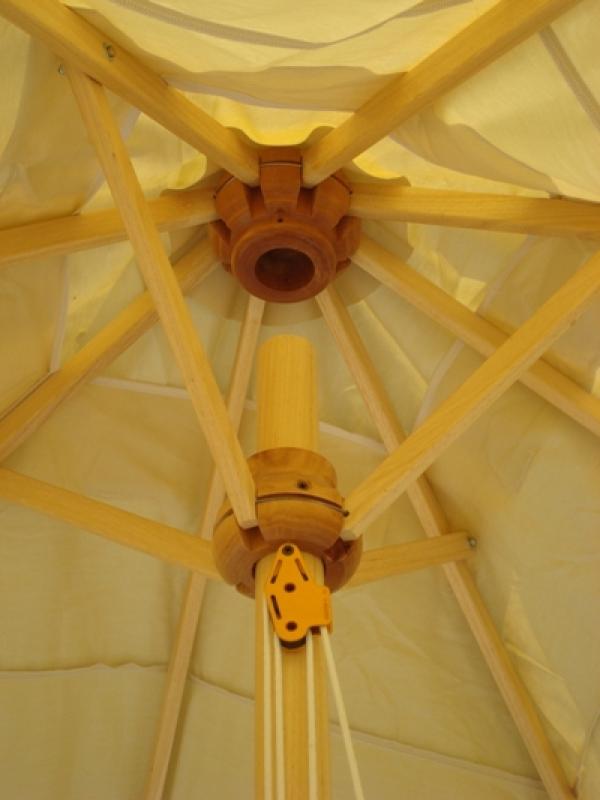 Leseni vrtni senčniki Petrarca