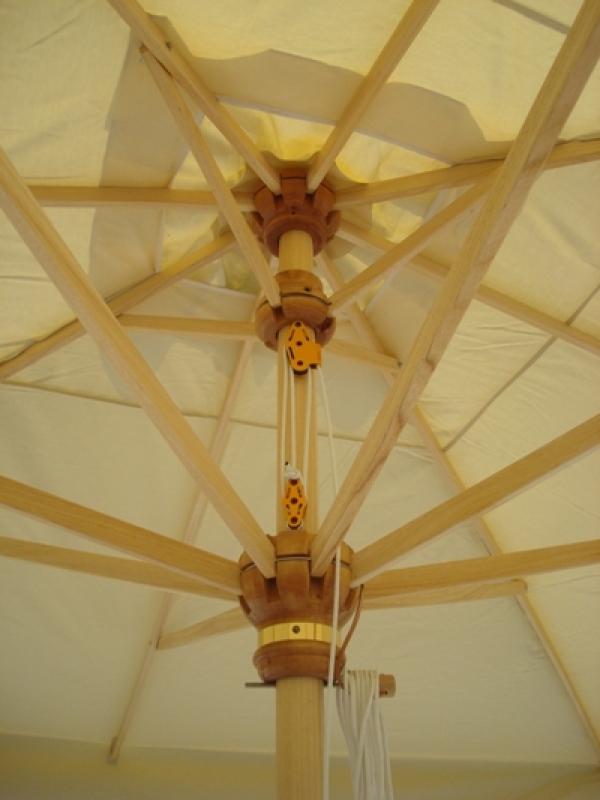 Leseni vrtni senčniki Petrarca