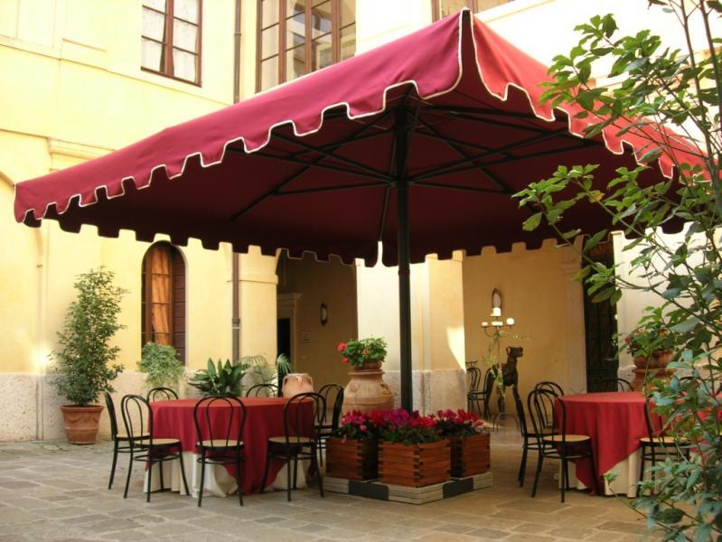 Veliki senčnik Leonardo – alu konstrukcija