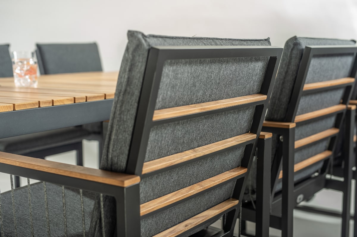 Miza Layton 204 TT | Stoli Layton